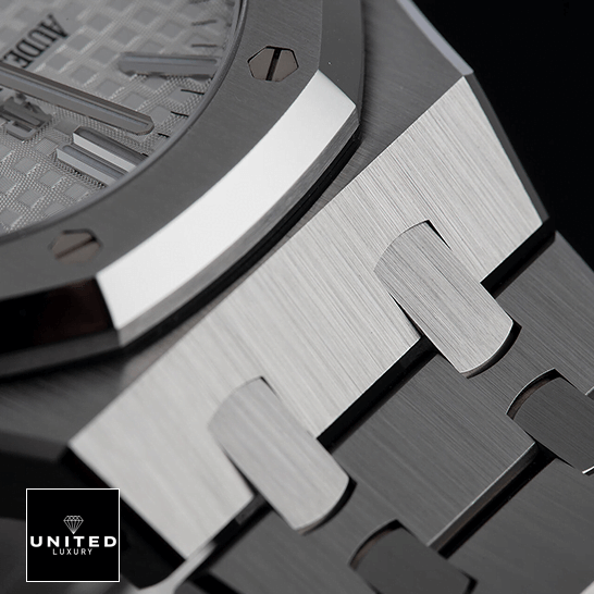 Audemars Piguet Royal Oak 15403IP.OO.1220IP.01 "Silver Dial" 1:1 Clone Edition audemars piguet royal oak selfwinding white dial 15400ST.OO .1220ST man Audemars Piguet Royal Oak White Dial Replica black background