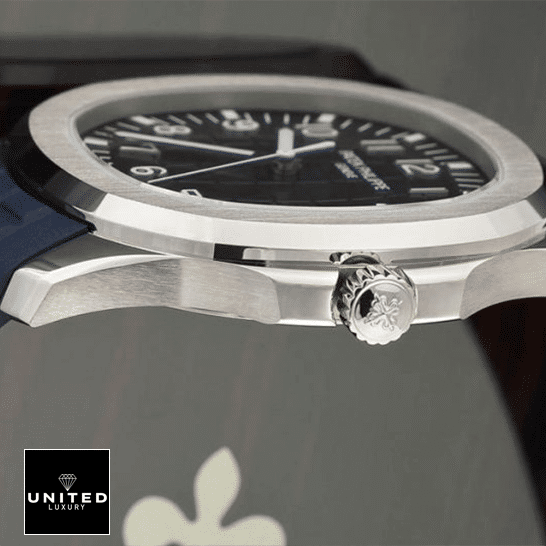 Patek Philippe Aquanaut "Blue Dial" 5168G-001 Perfect Duplicate 1:1 patek philippe aquanaut blue dial 5168G 001 dial man Patek Philippe Aquanaut Blue Dial 5168G-001 Replica side view crown