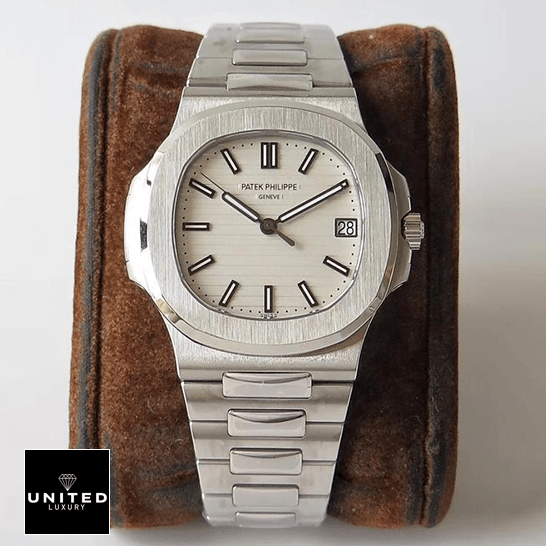 Patek Philippe Nautilus 5711/1A-011 "White Dial" Exceptional Replica 1:1 patekphilippe nautilus 57111A 011 replica front Patek Philippe Geneve 57111A-011 White Dial Steel Bracelet Replica front view