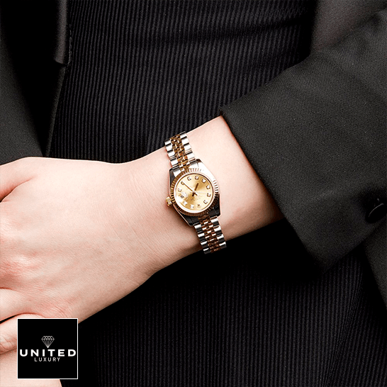 Rolex Datejust 179173 "Yellow Gold & Diamond" Ultra Realistic Replica Rolex Datejust Yellow Gold Steel Diamond 179173 Replica on the man in the suit