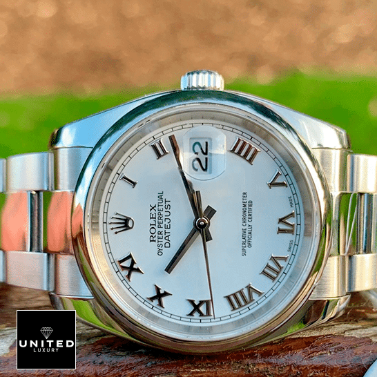 Rolex Datejust 116200 Collector’s Clone 1:1 Rolex Oyster Perpetual Datejust White Dial 116200 Replica on the Table