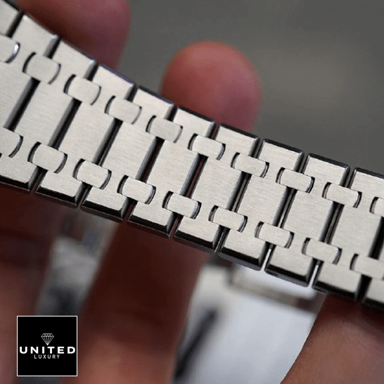 Audemars Piguet Royal Oak 26320ST.OO.1220ST.03 Top Replica 1:1 audemarspiguet royaloak 26320ST.OO .1220ST.03 replica bracelet audemarspiguet-royaloak-26320ST.OO_.1220ST.03-replica-bracelet