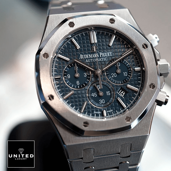 Audemars Piguet Royal Oak 26320ST.OO.1220ST.03 Top Replica 1:1 audemarspiguet royaloak 26320ST.OO .1220ST.03 replica left audemarspiguet-royaloak-26320ST.OO_.1220ST.03-replica-left