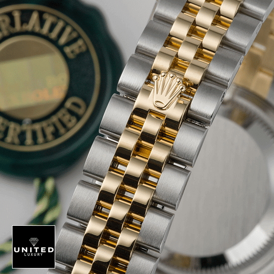 Rolex Datejust 126333-0002 Super Clone Edition Rolex Datejust 126333 Yellow Gold Silver Replica bracelet on the rolex logo