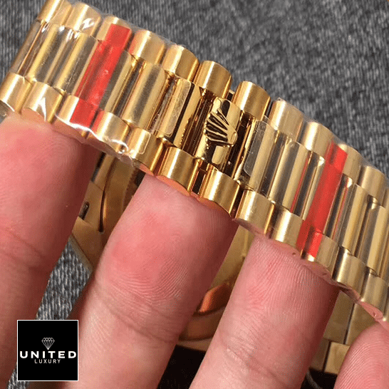 Rolex Day-Date 228238 "Champagne Dial" 1:1 Clone Edition rolex day date 228238 eW yellow gold champagne Rolex 228238-003 Gold replica jubilee rolex logo on the bracelet