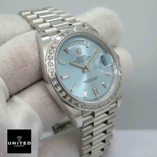 Rolex Day-Date 228396TBR "Ice Blue Baguette" Pro Clone 1:1 Rolex Day-Date 228396TBR001 Oyster diamond bezel Replica on the hand