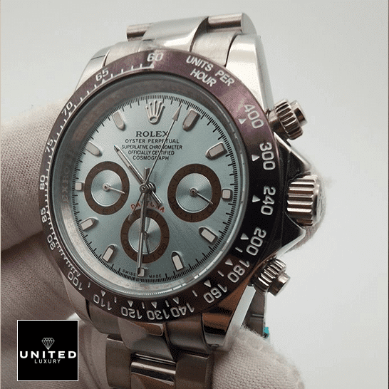 Rolex Daytona Cosmograph 126506 "Platinum" Exceptional Replica 1:1 Rolex Daytona Cosmograph 116506 Blue Dial & Black Bezel Oyster Replica on his hands