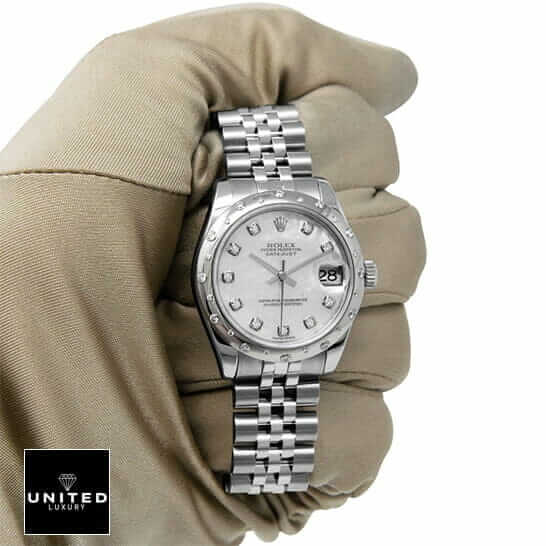Rolex Datejust 178344 Diamond Bezel Exact Replica 1:1 ladies datejust 31mm replica4 Rolex Diamond Ladies Datejust 31mm Replica on the in gloved hand