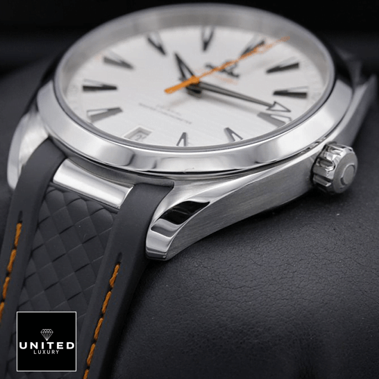 Omega Seamaster Aqua Terra Co-Axial Master Chronometer 220.12.41.21.02.002 Pro Clone 1:1 omega aqua terra 220.12.41.21.02.002 replica silvertone Omega Aqua Terra 220.12.41.21.02.002 White Dial Replica black background