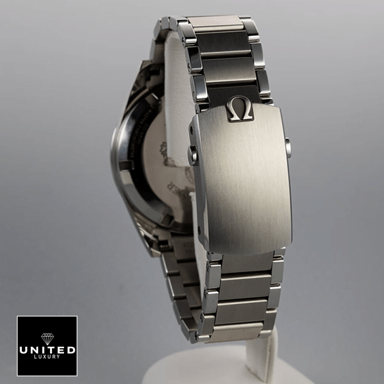 Omega Seamaster Railmaster Steel 220.10.38.20.01.002 Masterpiece Replica omega seamaster 220.10.38.20.01.002 replica clasp Omega 220.10.38.20.01.002 Stainless Steel Bracelet Replica closed clasp gray background