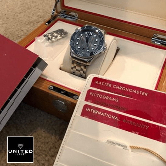Omega Seamaster Diver 007 Edition 210.30.42.20.06.001 Ultra Realistic Replica omega seamaster diver 300m 210.30.42.20.06.001 replica 42mm omega-seamaster-diver-300m-210.30.42.20.06.001-replica-42mm