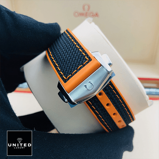 Omega Column Wheel Replica omega seamaster planet ocean 215.32.44.21.01.001 man bracelet 1 Omega Seamaster Planet Ocean Orange Blue Bracelet Replica stainless steel clasp