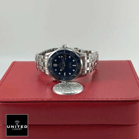 Omega Seamaster 300m Steel B lue Dial Replica on the red box