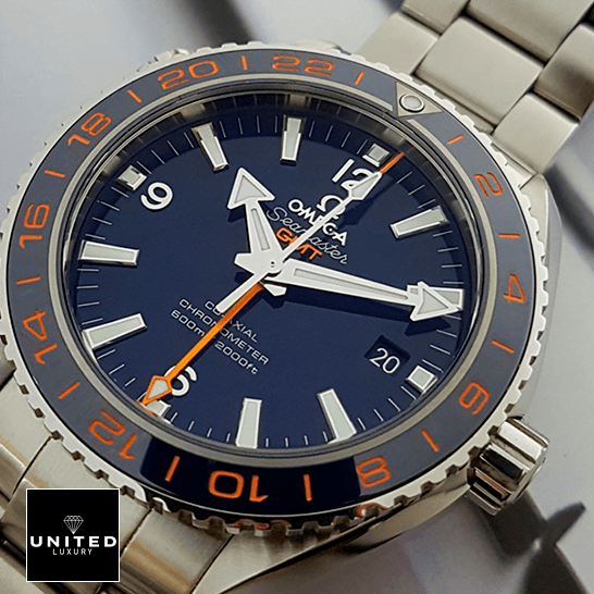 Omega Seamaster Planet Ocean 232.30.44.22.03.001 Precision Replica Edition omega seamaster planet ocean steel 232 30 44 22 03 001 blue dial close review Omega Seamaster GMT Blue Dial Replica steel crown / push button
