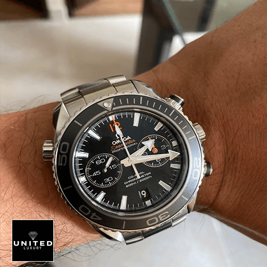 Omega Seamaster 232.32.46.51.01.003 Black Dial Replica omega seamaster planet ocean steel 232 30 46 51 01 001 black dial hand Omega Seamaster Planet Ocean Steel 232_30_46_51_01_001 Replica on the wrist