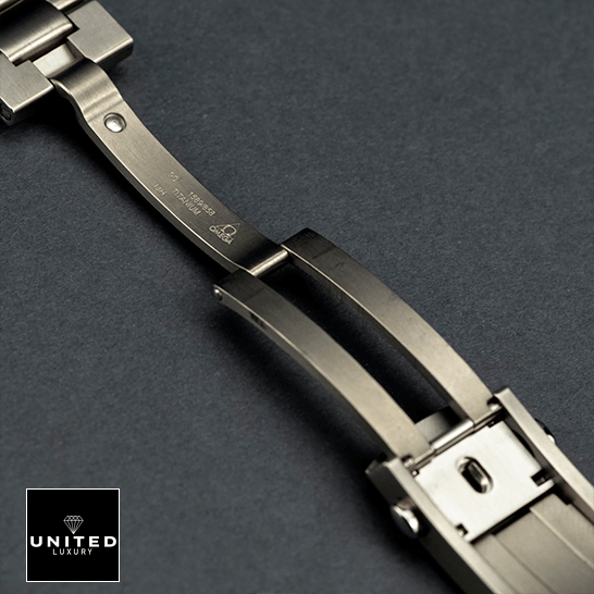 Omega Seamaster Planet Ocean 232.90.42.21.03.001 Blue Dial Near Original Replica omega seamaster planet ocean steel 232 90 42 21 03 001 blue dial replica clips Omega 232_90_42_21_03_001 Stainless Steel Clasp Replica opened clasp