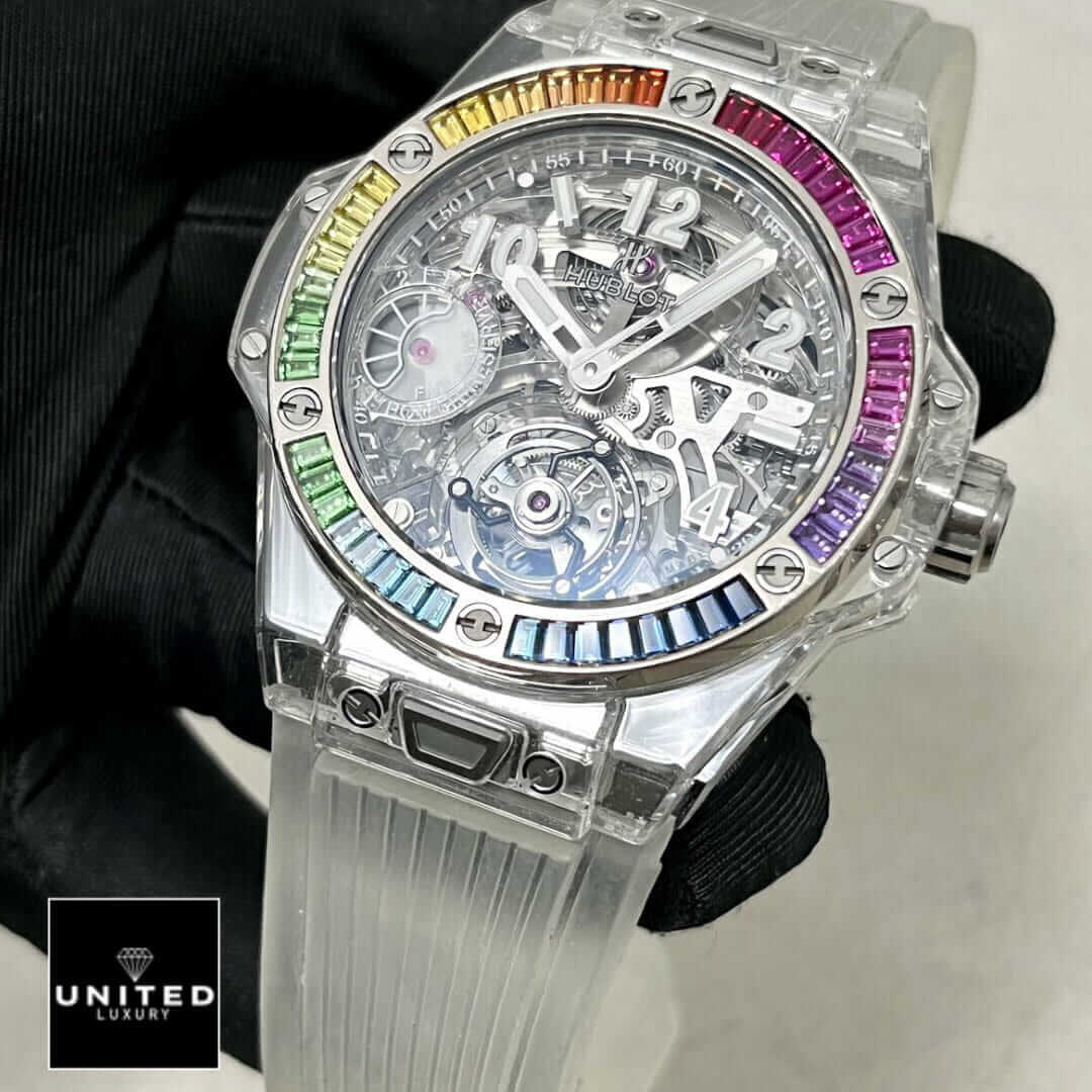 Hublot Big Bang Unico "Rainbow" Sapphire Case 411.JX.4803.RT.4099 True to Original Copy Yeni Proje 2 3 Hublot Big Bang Rainbow Bezel White Rubber Bracelet Replica on the black glove hand