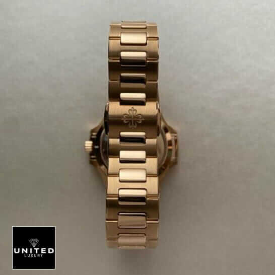Patek Philippe Nautilus 7118-1200r-010 Rose Gold Exceptional Replica 1:1 patek 7118 1200r 010 replica 3 Patek Philippe Geneve7118-1200r-010 Gold Bracelet Replica closed clasp
