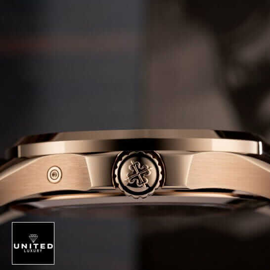 Patek Philippe Aquanaut Travel Time "GMT" 5164 Handcrafted Replica Edition patek travel time 6 Patek Philippe Geneve Gold Case Replica crown / push button