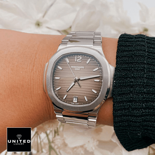 Patek Philippe Nautilus 7118/1A "Smoke Gray Dial" Premium Clone Edition patek philippe nautilus 71181A 011 hand Patek Philippe Nautilus Stainless Steel Grey Dial 71181A-011 Replica on the wrist