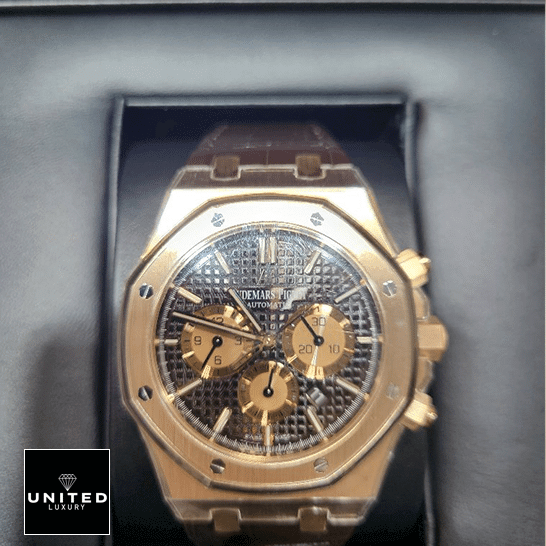 AP Royal Oak Chronograph 26331OR.OO.D821CR.01 "Rose Gold" High-End Replica 1:1 audemars piguet royal oak chocolate dial 26331OR.OO .1220OR.02 man Audemars Piguet Royal Oak Chocolate Dial Replica in the black box
