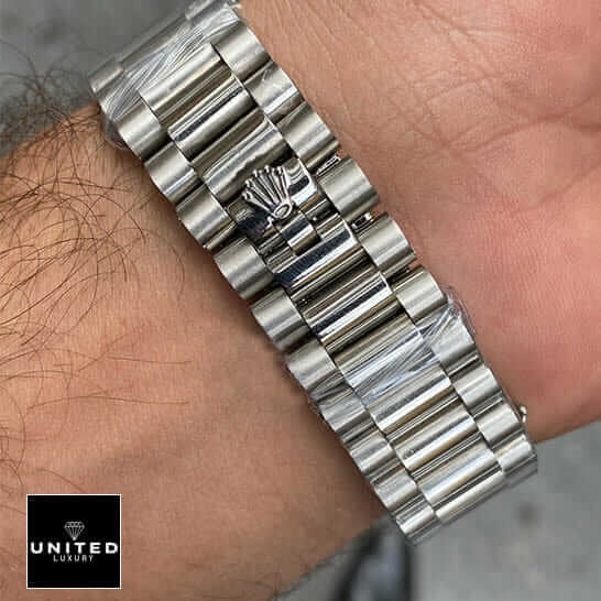 Rolex Day-Date "Presidential" 218239 Detailed Replica rolex presidential replica5 Rolex Day Date II Presidential 218239 Silver Jubilee Bracelet on the Rolex logo Replica