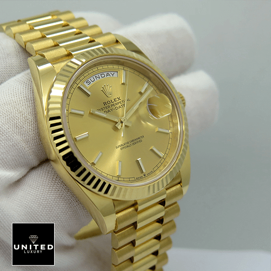 Rolex Day-Date "Yellow Gold" 228238-003 Pro Clone 1:1 Rolex day-date II 228238-003 yellow gold jubilee replica on the hand