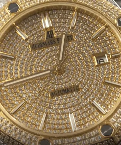 Audemars Piguet Royal Oak "Iced Out Yellow Gold" 15400SR.OO.1220SR.01 Premium Duplicate Screenshot 36 247x296 1 Screenshot_36-247x296