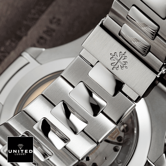 Patek Philippe Nautilus Annual Calendar 5726 "White Dial" Super Accurate Clone Patek Philippe Nautilus 5726 White Dial Replica stainless steel bracelet