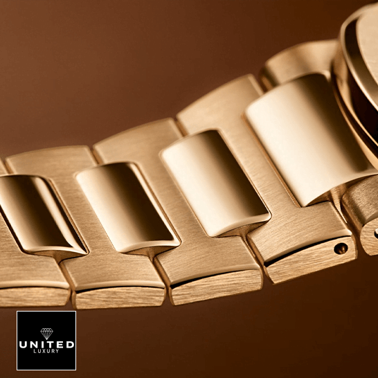 Patek Philippe Nautilus 7118/1R "Ladies Rose Gold" 1:1 Master Replica patek philippe nautilus ladies golden rose gold 71181R 001 replica bracelet Patek Philippe 71181R-001 Nautilus Ladies Golden Rose Bracelet Replica gold rose wallpaper