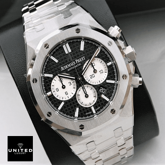 Audemars Piguet Royal Oak Chronograph 26331ST "Black Dial" Next Level Replica audemars piguet royal oak selfwinding 26331ST.OO .1220ST.02 replica unitedluxurynet 1 Audemars Piguet Royal Oak Selfwinding Black Dial Replica in the box