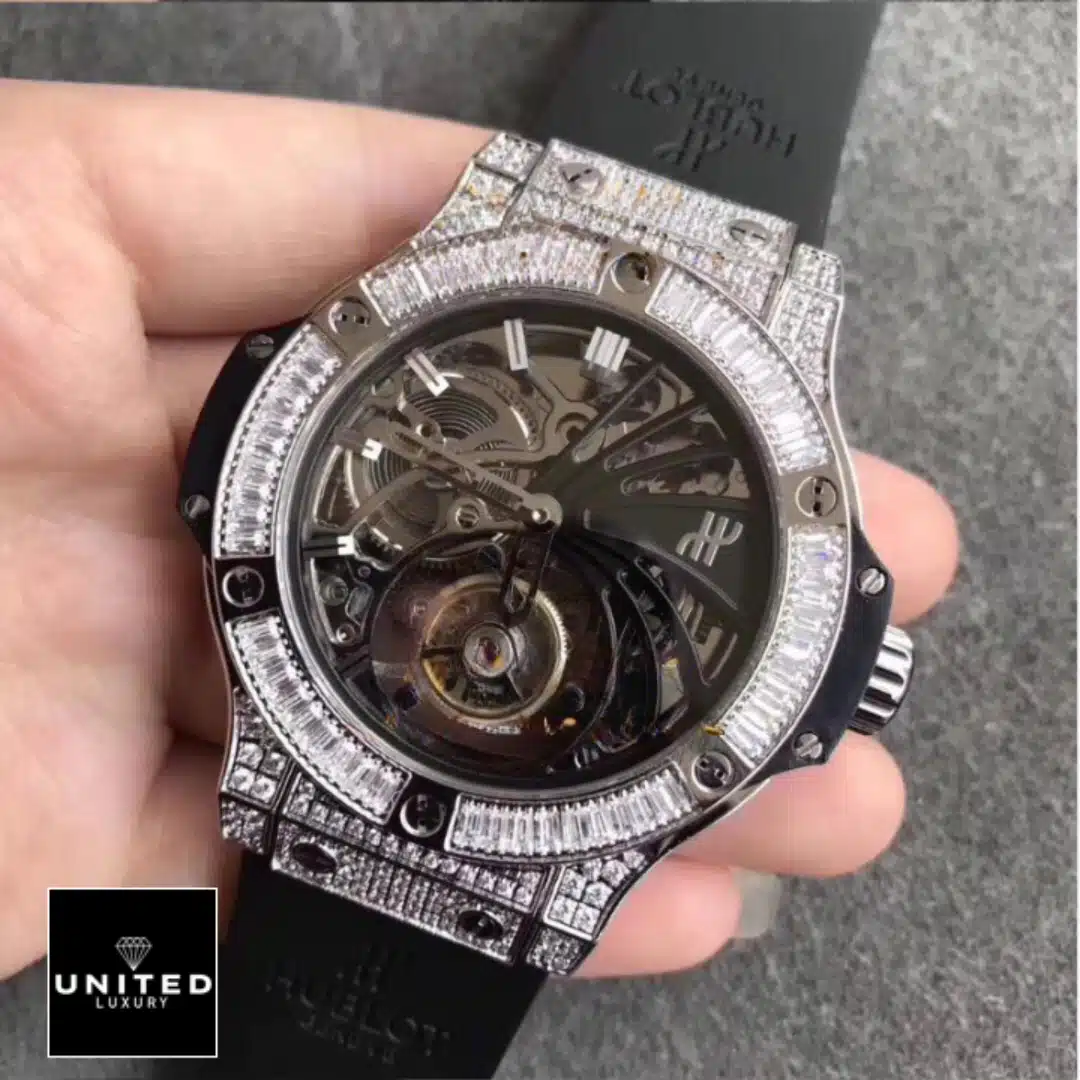 Hublot Classic Fusion Diamond Tourbillon Excessive Quality HUB011 Replica Yeni Proje 13 Hublot Skeleton Diamond Watch Replica on the hand view grey background