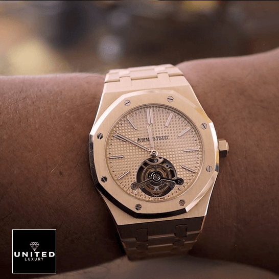 Royal Oak Tourbillon 26515OR.OO.1220OR.01 Extra-Thin Replica audemars piguet royal oak tourbillon extra plat Ap Royal Oak Tourbillion Gold Replica on the man wrist