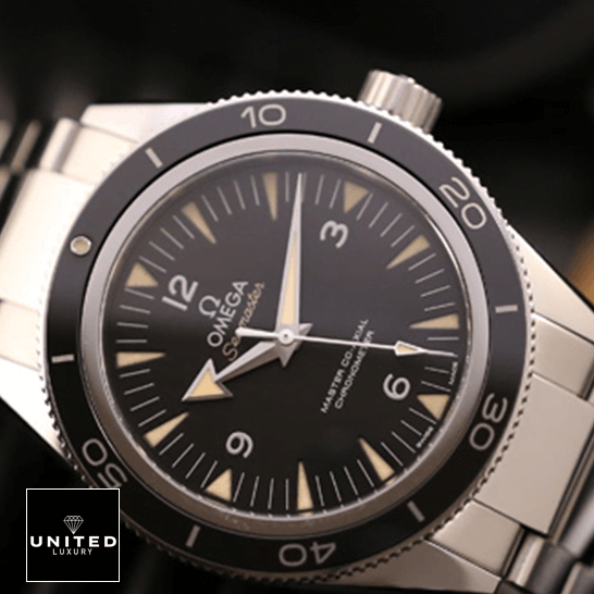 Omega Seamaster "Spectre" 233.32.41.21.01.001 "NATO Strap" Super Accurate Clone Omega Seamaster Black Dial Stainless Steel Replica front view