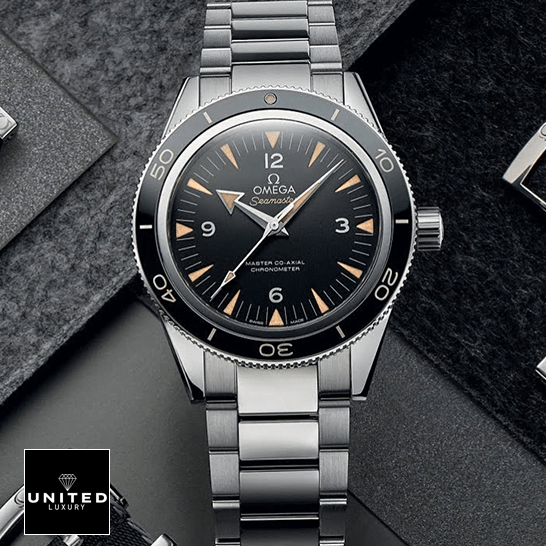 Omega Seamaster "Spectre" 233.32.41.21.01.001 "NATO Strap" Super Accurate Clone Omega Seamaster Black Dial 300m Co Axial Replica grey background