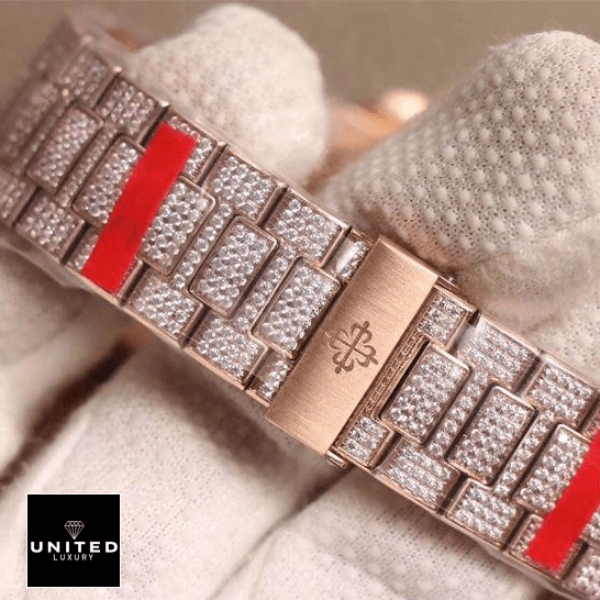 Patek Philippe Nautilus 5711 "Iced Out Diamonds" Authentic Replica Edition patek philippe nautilus jumbo 5711 R8 bracelet Patek Philippe Nautilus Jumbo 5711-R8 Iced Out Replica on the glove white hand