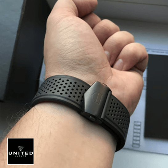 TAG Heuer Carrera 01 CAR2A91.FT6071 "Full Black" Ultimate Clone Quality tAG_heuer_carrera_caliber_heuer_01_automatic_chronograph_cAR2A91.FT6071_replica_clasp_unitedluxurynet