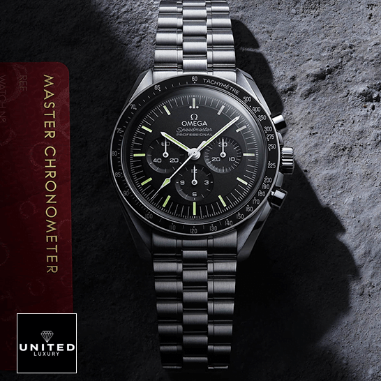 Omega Speedmaster Professional 311.99.42.30.04.001 "Black Dial" Ultra Clone 1:1 Omega Speedmaster Professional Moonwatch Replica moon background