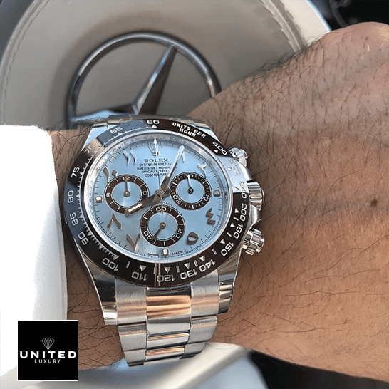 Rolex Cosmograph Daytona 116506 "Platinum Ice-Blue Arabic Dial" Mirror Replica 1:1 Rolex Daytona Platinum Ice-Blue/Hindu-Arabic Dial 116506-0001 Replica on his arm