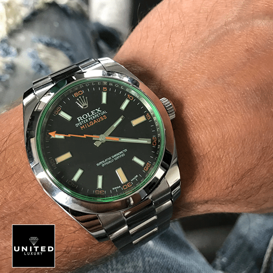 Rolex Milgauss 116400GV "Green Crystal" Exceptional Replica 1:1 Rolex Milgauss M116400GV Green Crystal Stainless Steel Oyster Replica on his arm