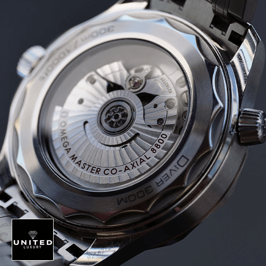 Omega Seamaster 233.30.41.21.01.001 "Master Co-Axial" Exceptional Replica 1:1 Omega Seamaster Diver 300m 522_30_42_20_04_001 Steel Replica upside view