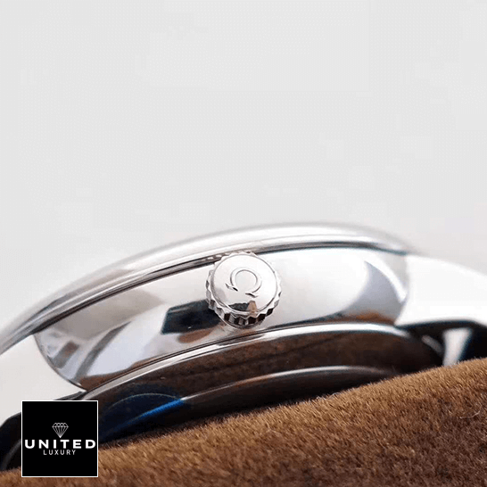 Omega De Ville Prestige 424.10.40.20.02.001 "Prestige" Precision Duplicate 1:1 Omega De Ville Stainless Steel Claps 424.53.40.21.04.001 Replica crown on the omega logo