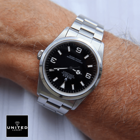 Rolex Explorer 124270 "Black Dial" Pro Clone 1:1 Rolex Explorer 124270 Stainless Steel Oyster Replica on his arm