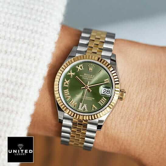 Rolex Datejust 278273 "Mint Green Jubilee" Perfect Duplicate Edition rolex 278273 green jubile Rolex Datejust Roman Green Dial Replica on the women wrist