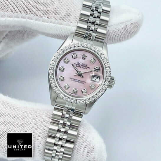Rolex Datejust 126234 "Diamond Bezel" Premium Clone datejust pink diamond replica 2 Rolex Datejust Diamond Bezel & Dial Replica between the fingers