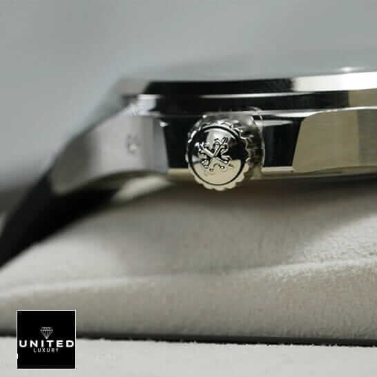 Patek Philippe Aquanaut Travel Time 5164A-001 "Dual Time" Supreme Clone Quality patek dual time replica 3 1 Patek Philippe Stailess Steel Case Replica crown on the logo side view