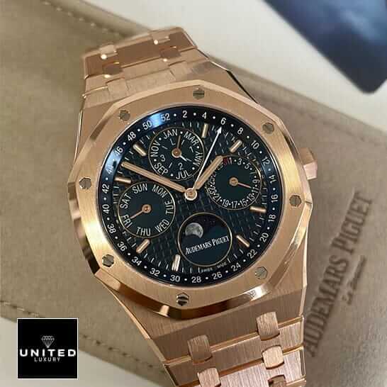Audemars Piguet Royal Oak Chronograph 26240OR.OO.1320OR.01 "Rose Gold" Elite Super Clone ap rose gold blue dial luxury watch 4 Audemars Piguet Royal Oak Gold Blue Dial Replica on the leather