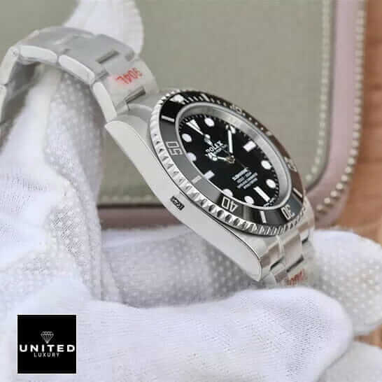 Rolex Submariner 124060 "No Date" Deluxe Clone 1:1 rolex submariner no date replica Rolex Submariner No Date Black Dial Replica on the hand