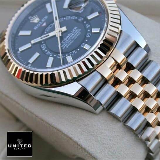 Rolex Sky-Dweller 326933 "Two-Tone" Superior Copy 1:1 rose gold sky dweller replica 1 Rolex Sky-Dweller Jubilee Steel&Gold Bracelet Replica