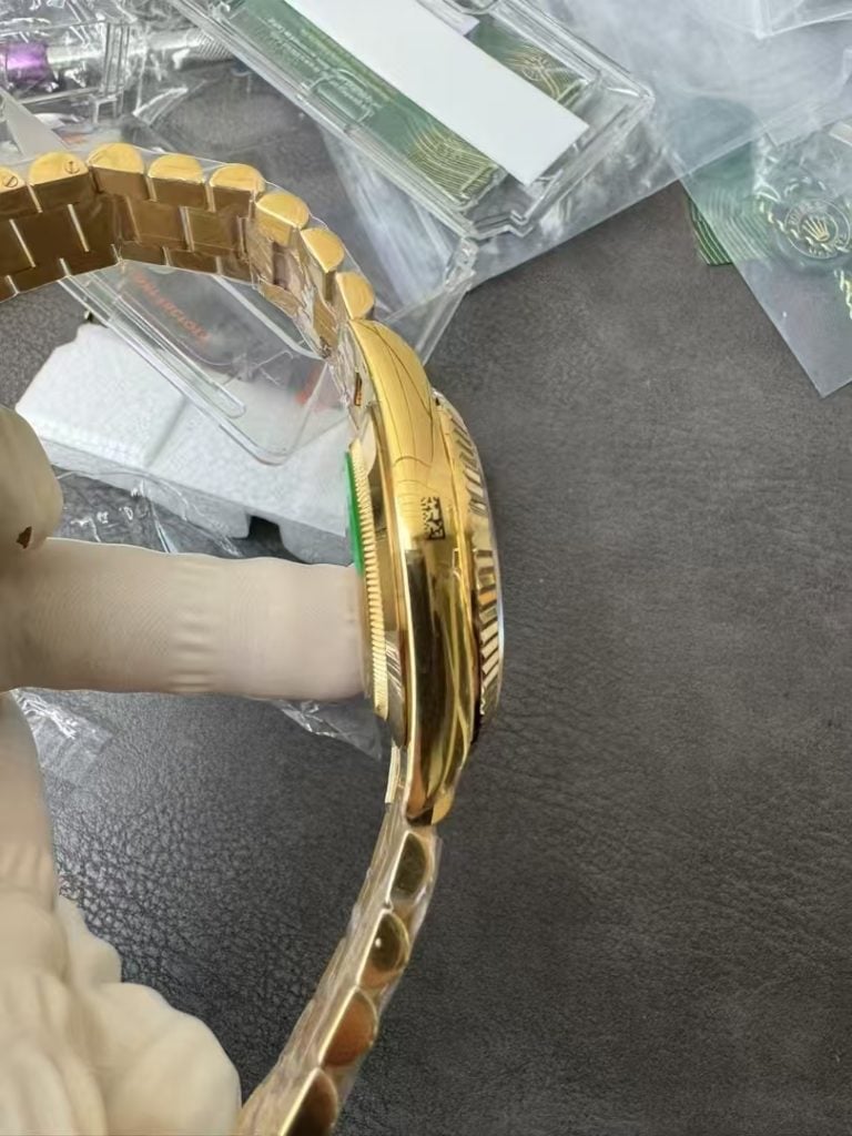 CBD Factory Watches CBD Day Date Yellow Gold 5 768x1024 1 CBD Factory Watches CBD Day Date Yellow Gold 5 768x1024 1